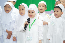 PP Muslimat NU Dukung Kebijakan Menkomdigi Usia Di bawah 16 Tahun Tak Boleh Akses Medsos