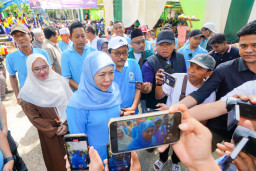 Gubernur Jatim Ajak SPPG Perkuat Tata Kelola MBG di Daerah, Imbau Jaga Mutu Layanan dan Ketepatan Sasaran