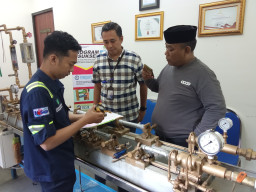 Wujudkan Transparansi Layanan, Perumda Surya Sembada Surabaya Ajak Pelanggan Gunakan Aplikasi CIS