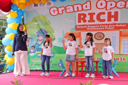 RICH Pakal Diserbu 600 Anak, Pemkot Surabaya Perluas Kelas Bahasa Inggris Gratis hingga Balai RW dan Rusun