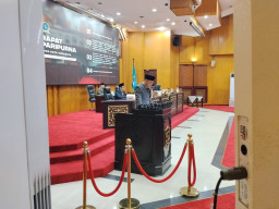 DPRD Surabaya Bahas LPJ APBD 2025, Silpa Rp 516 Miliar Jadi Sorotan