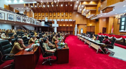 Baca juga : Pansus Banjir, DPRD Surabaya Libatkan Camat dan Lurah untuk Serap Masukan
