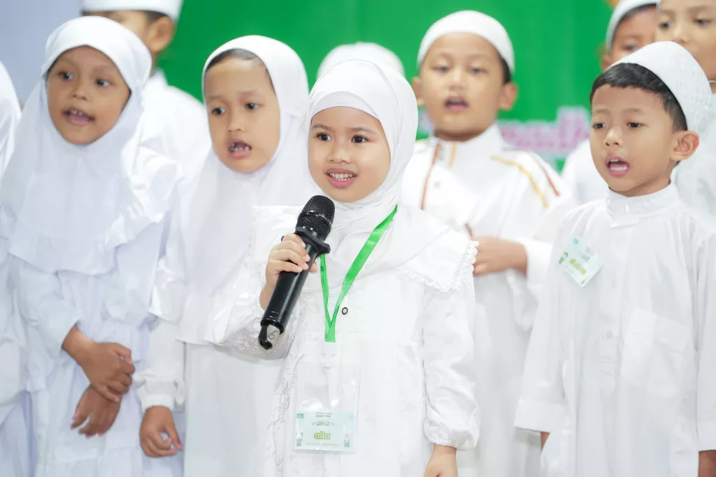 PP Muslimat NU Dukung Kebijakan Menkomdigi Usia Di bawah 16 Tahun Tak Boleh Akses Medsos