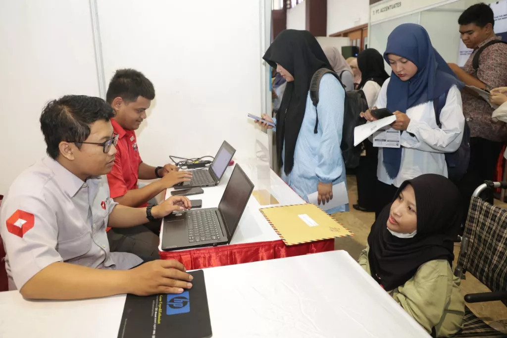 Surabaya Industrial and Labour Festival 2026, Targetkan Transaksi Ekspor 100 Juta USD dan Serap Ribuan Tenaga Kerja
