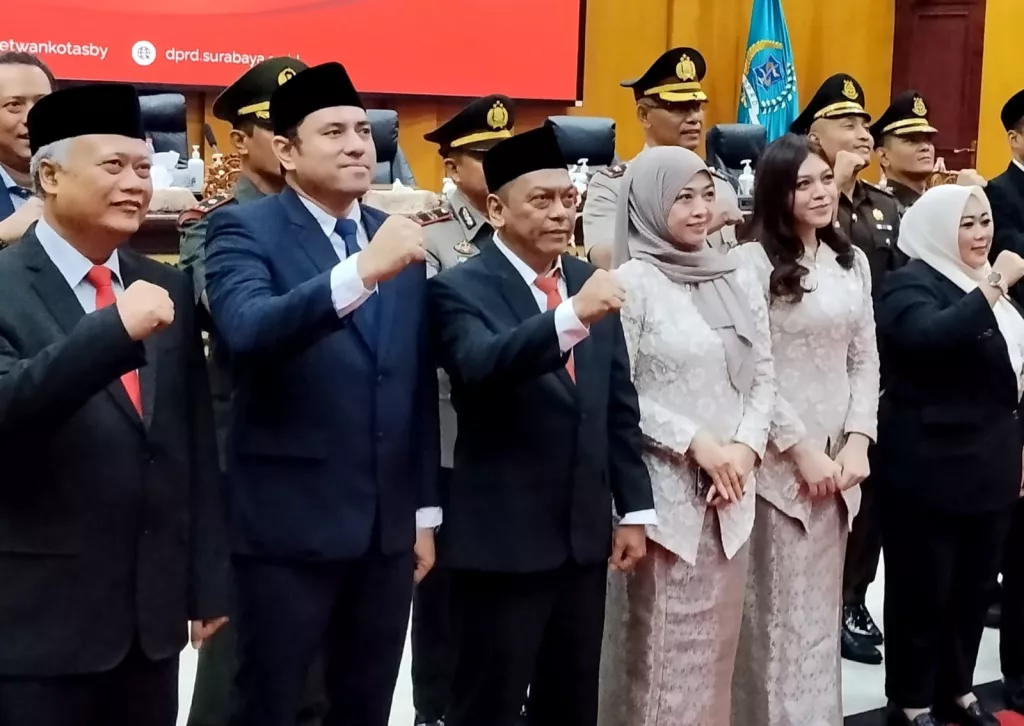 PAW DPRD Surabaya, Anas Karno Resmi Dilantik