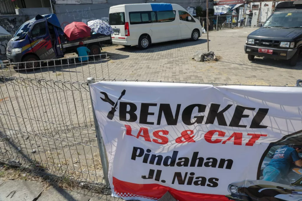 Pemkot Surabaya Tata Jalan Nias, Relokasi Bengkel ke Kawasan Baru