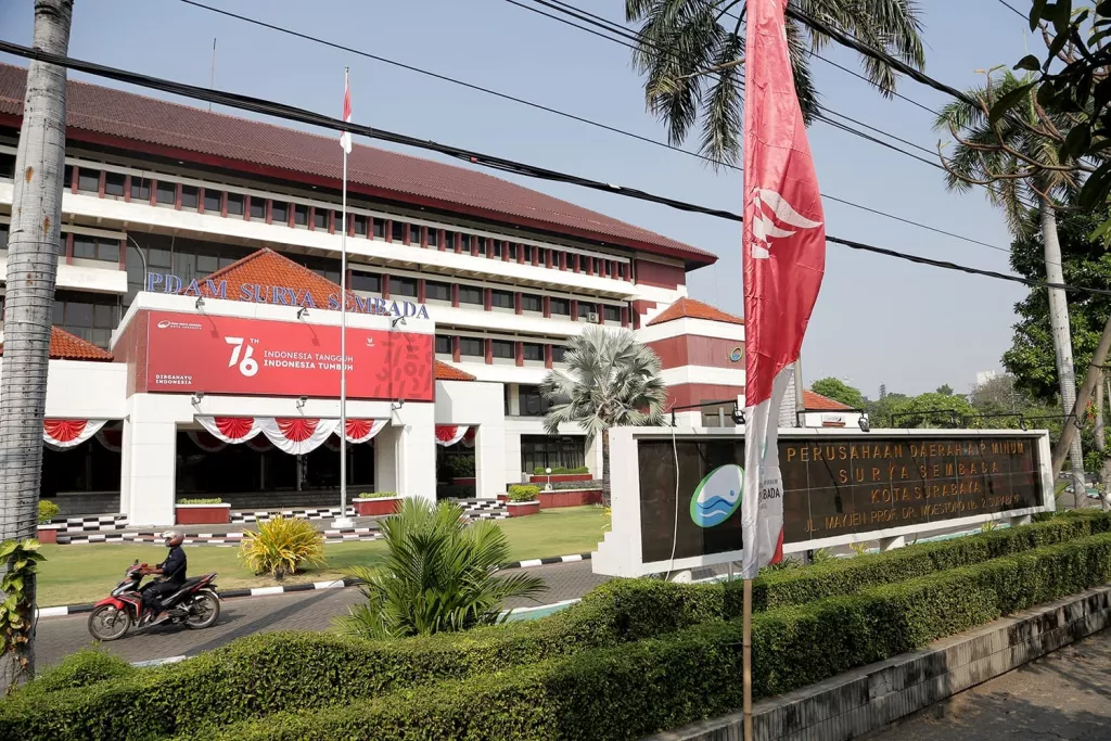 Pemkot Surabaya Tetapkan Tiga Direksi Baru PDAM Surya Sembada, Fokus Perkuat Layanan dan Kinerja