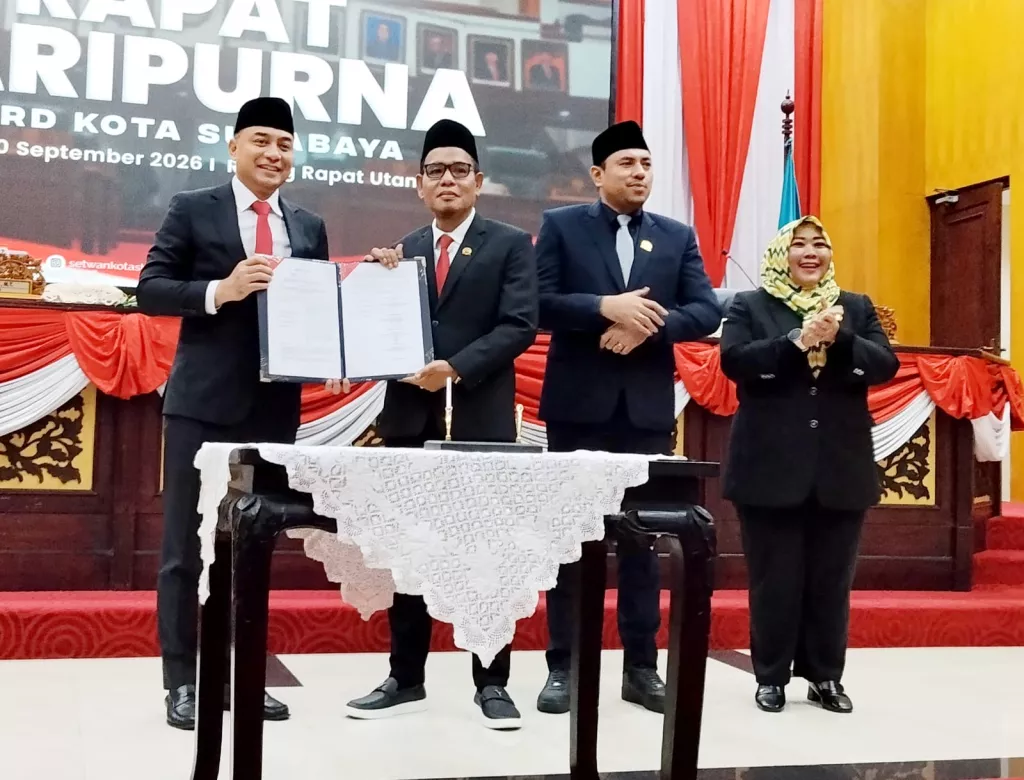 RAPBD-P Tembus Rp12,8 Triliun, DPRD Surabaya Minta Pemkot Benahi Armada Sampah