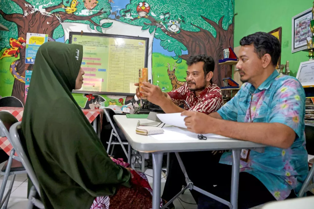 Pemkot Surabaya Sebar ASN Berkantor di Balai RW, Pelayanan Publik Makin Dekat dan Cepat