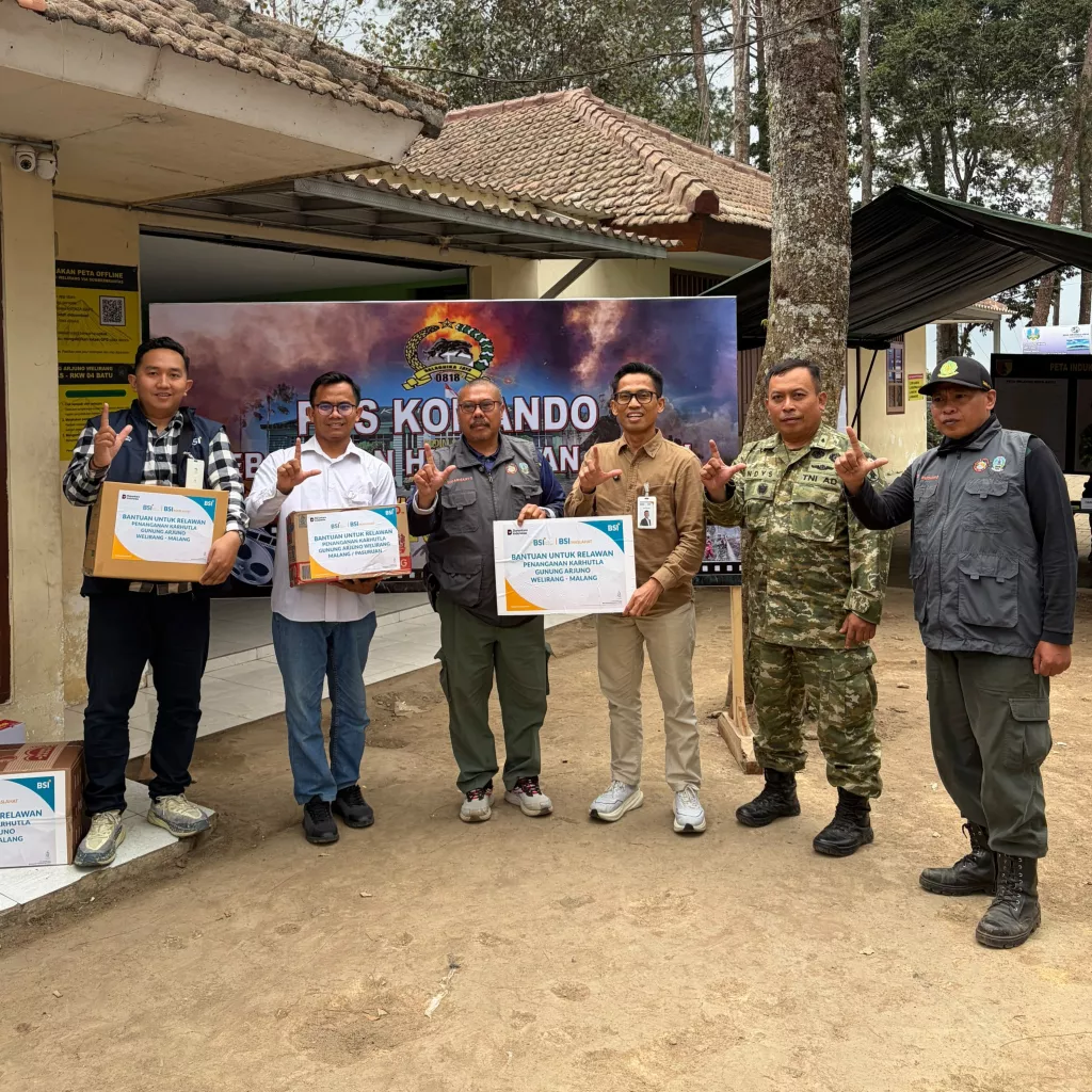 Bank Syariah Indonesia Salurkan Bantuan Logistik untuk Petugas Penanganan Karhutla Arjuno-Welirang