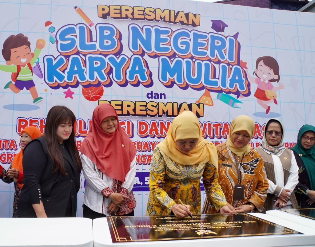 Peresmian SLB-B Negeri Karya Mulia Surabaya. (Istimewa)