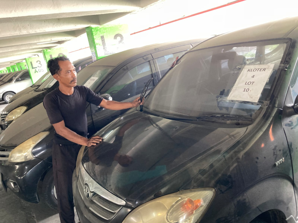 Lelang kendaraan Pemkot Surabaya