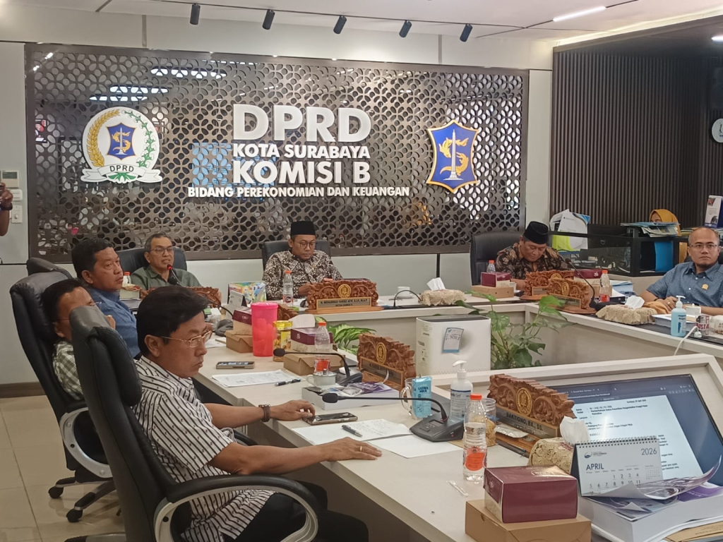 Rapat Dengar Pendapat (RDP) di Komisi B DPRD Surabaya