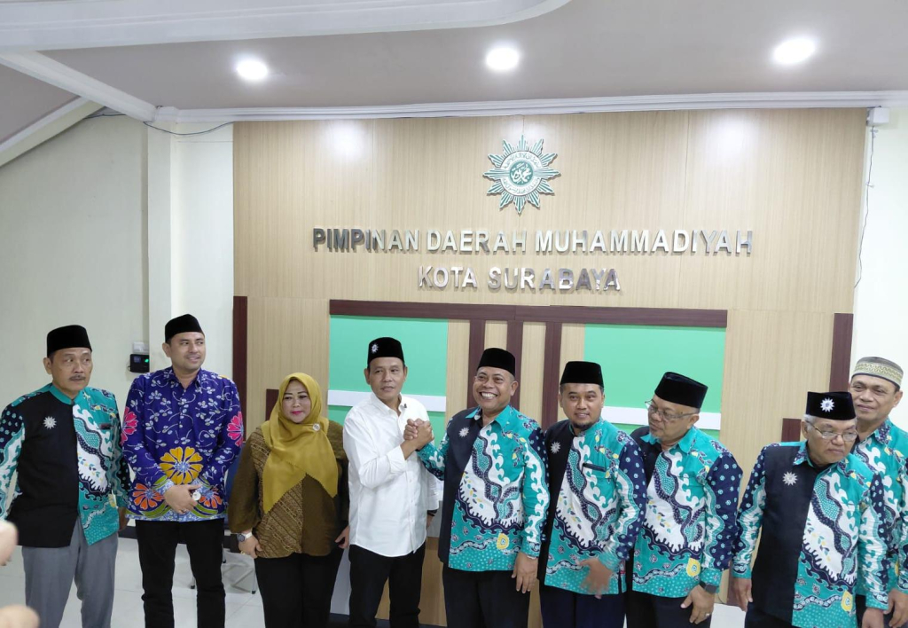 Silaturahmi Pimpinan DPRD Surabaya ke kantor PD Muhammadiyah Surabaya