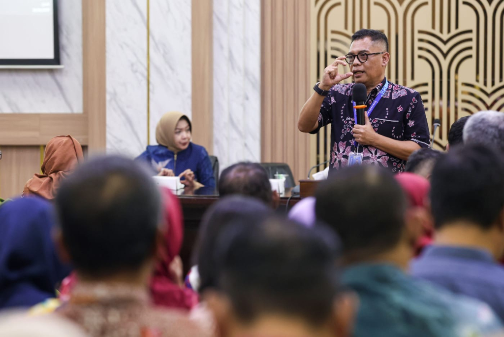 Kepala Dinas Komunikasi dan Informatika (Dinkominfo) Surabaya, Eddy Christijanto,