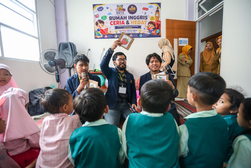 Program RICH Gratis Bahasa Inggris