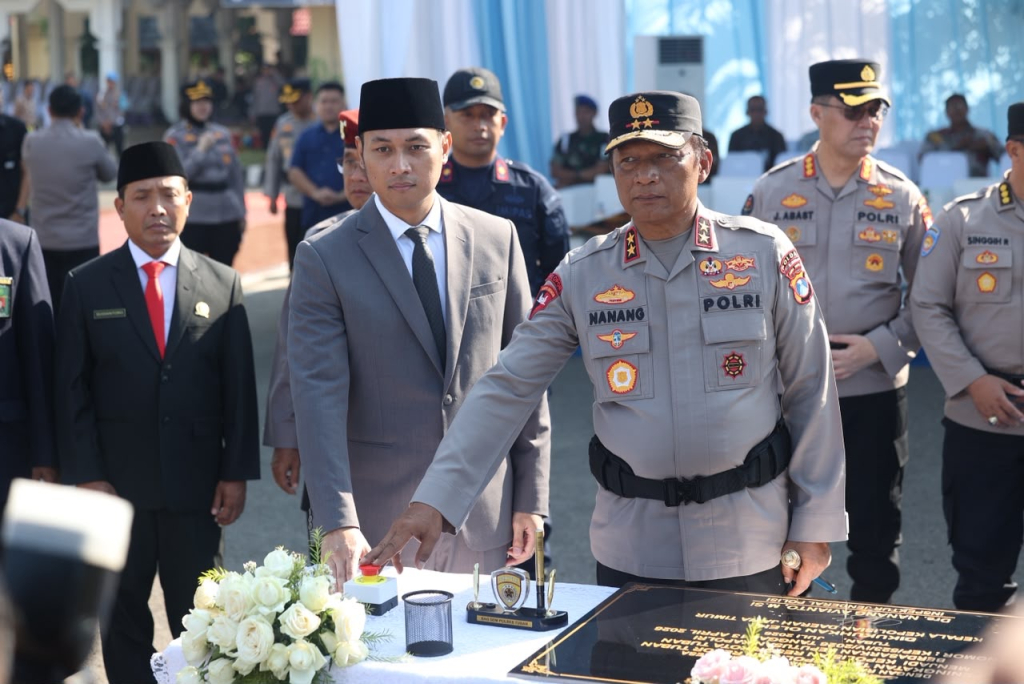 Kapolda Jatim, Irjen Pol Nanang Avrianto saat meresmikan Polresta Tuban