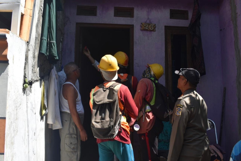 Bangunan yang ditandai oleh Pemkot Surabaya