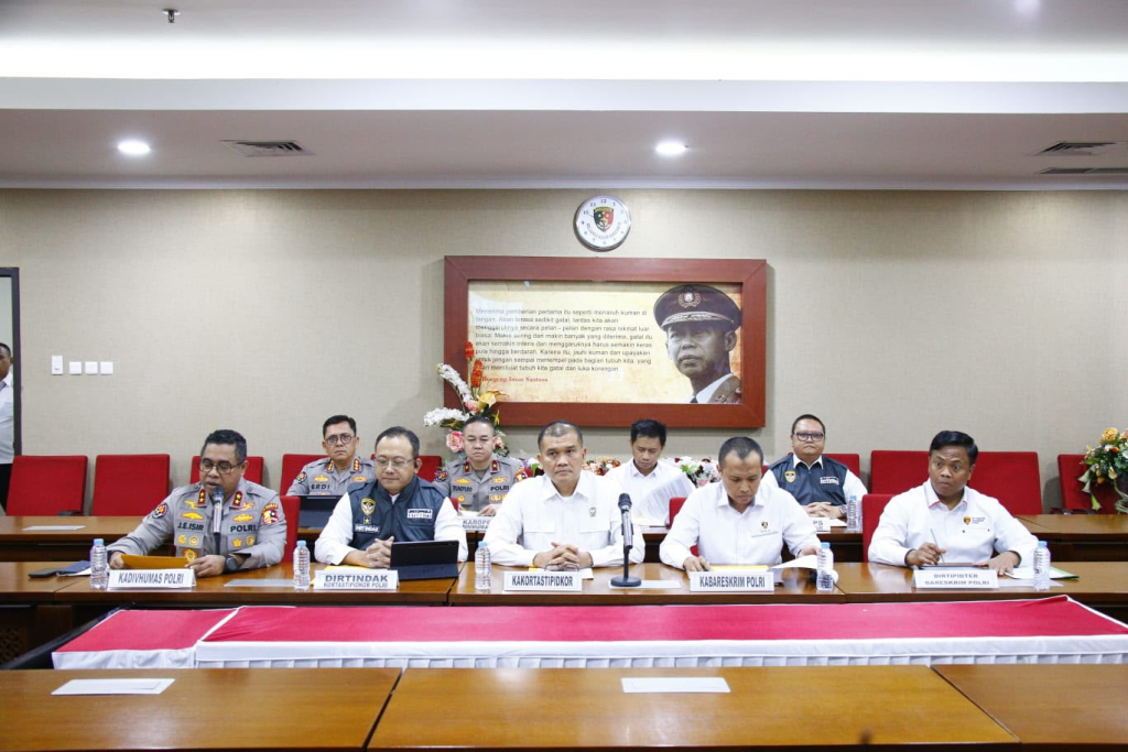 Sesi Konferensi Pers