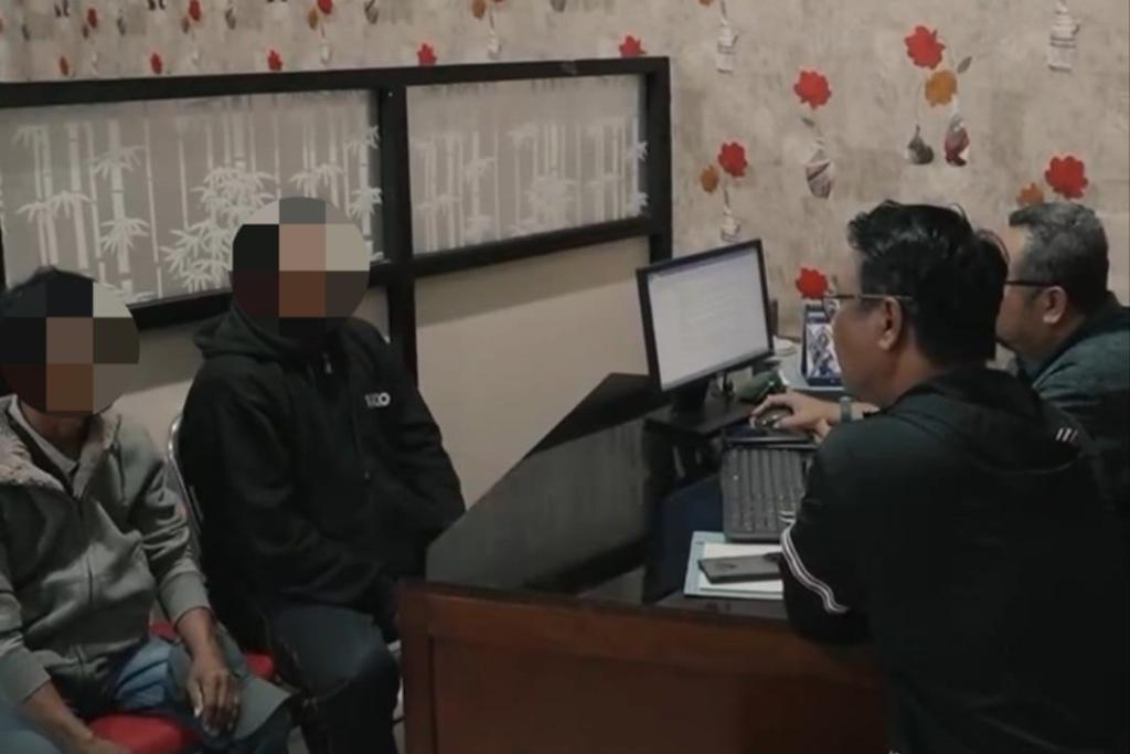 Petugas DLH yang mendapatkan sanksi