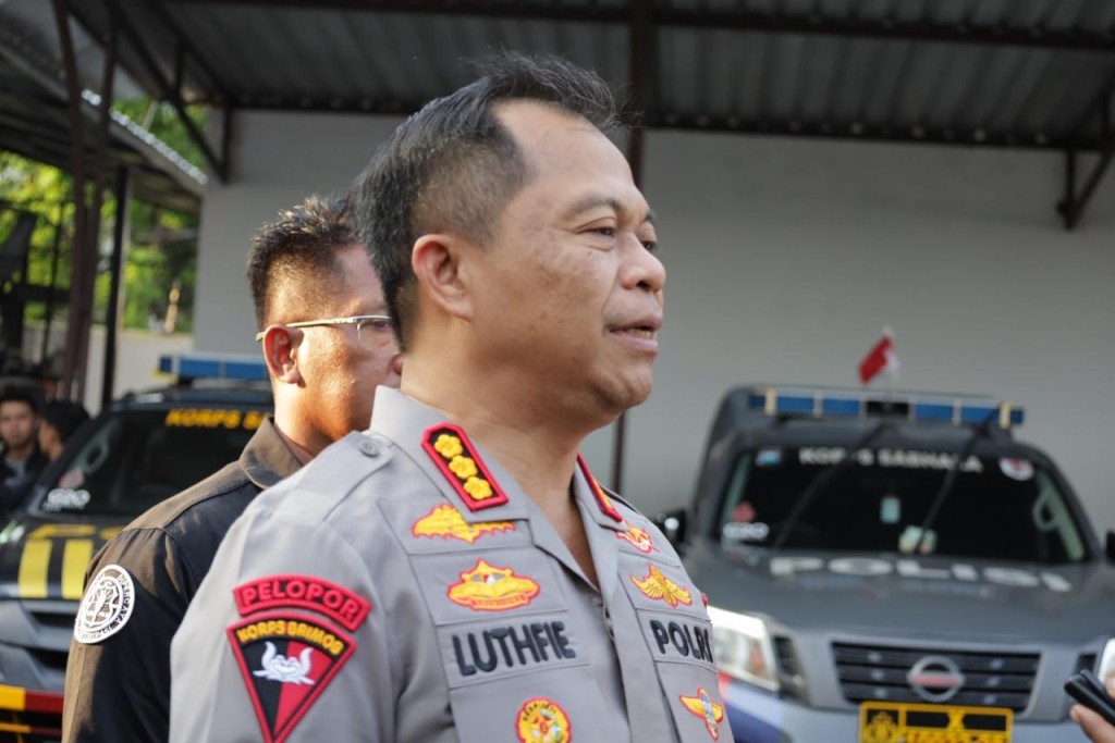 Kapolrestabes Surabaya Kombespol Lutfie S