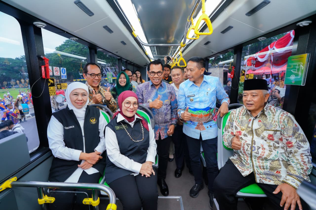 Bus Trans Jatim
