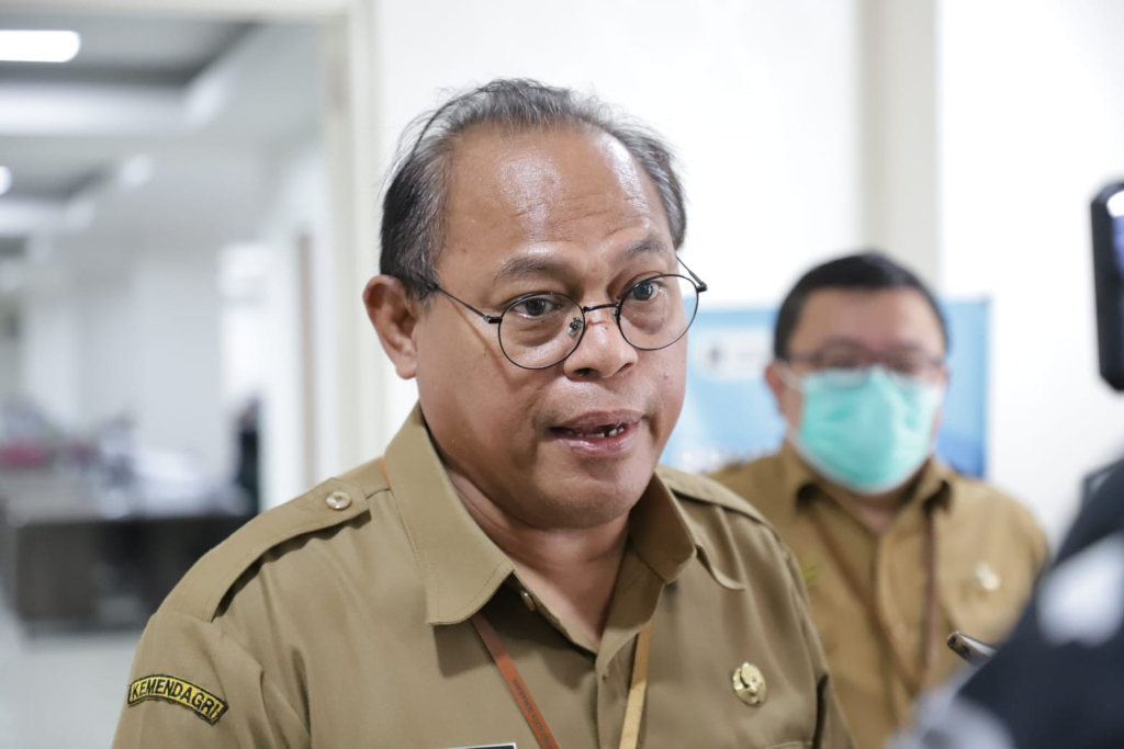 Kepala Dinkes Kota Surabaya  dr. Billy Daniel Messakh