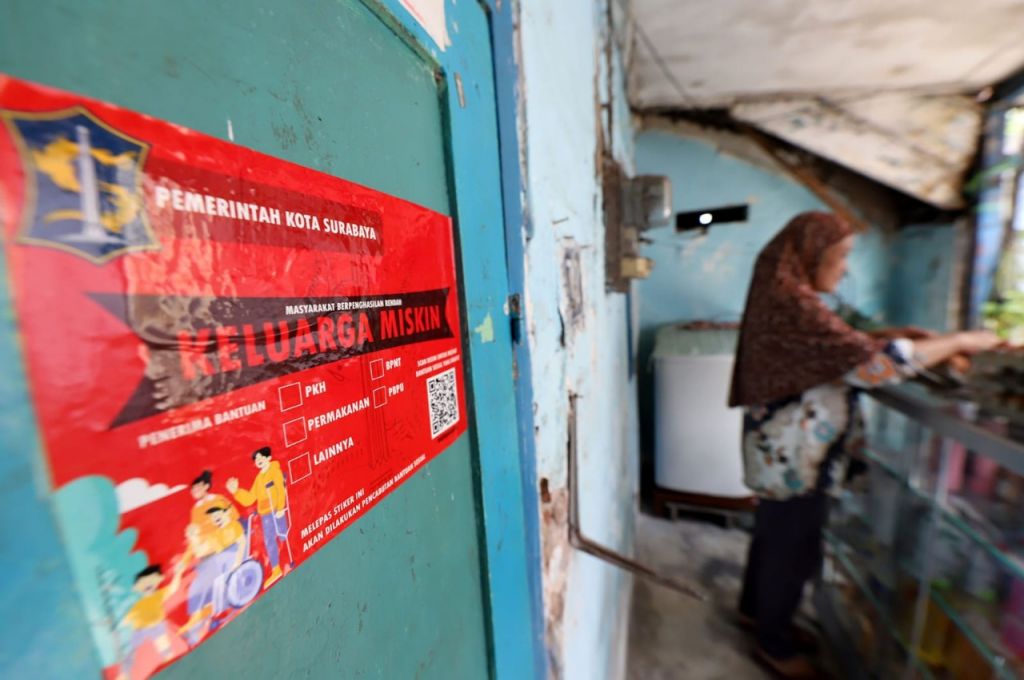 Surabaya Wali Kota Libatkan RW Mengentas 75.069 Warga Miskin Surabaya